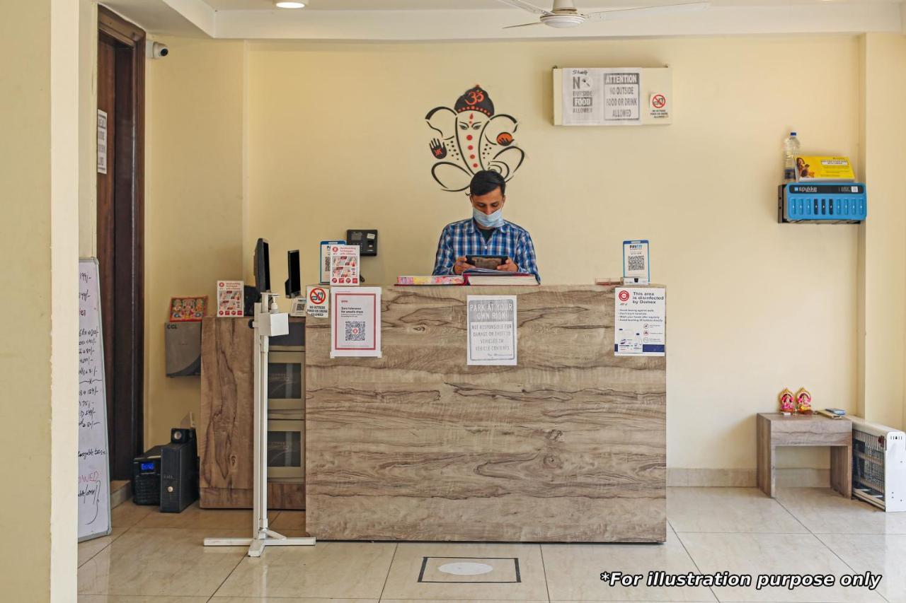 Super Hotel O Hotel Gold Star นิวเดลี ภายนอก รูปภาพ